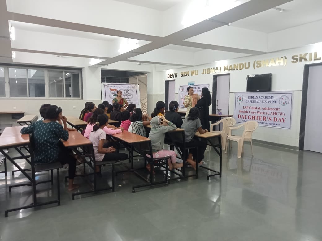 Orivon moments from clinics, community programmes and professional events (09)